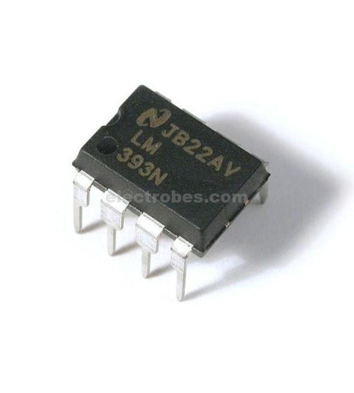 LM393 Dual COMPARATOR Low Offset Voltage IC