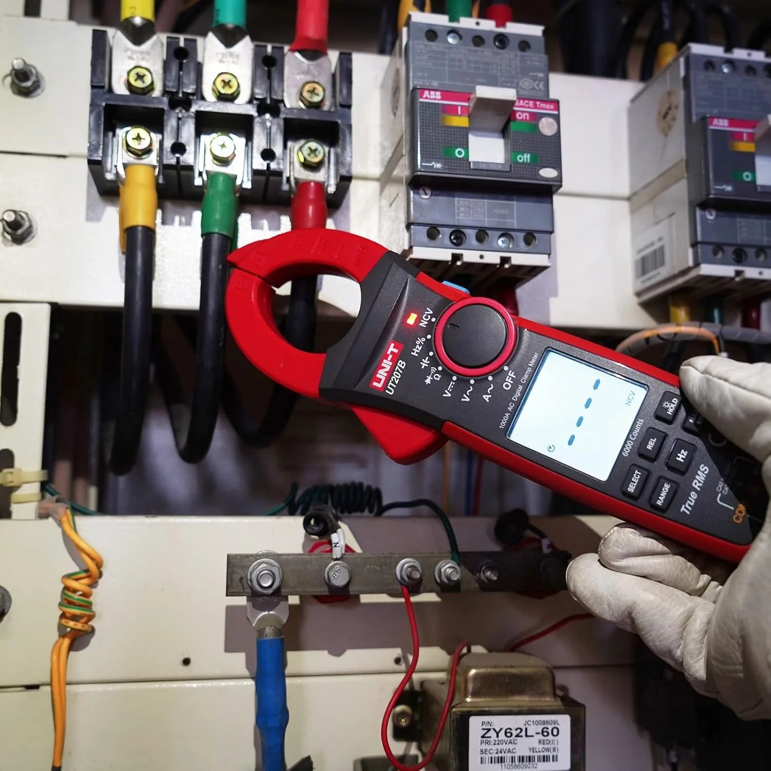 Buy UNI-T Digital Clamp Meter UT207B Inrush Current AC/DC 1000A True RMS HVAC Volt Amp Ohm Meter Clamp On Multimeter Auto Ranging 6000 Counts, Frequency AC DC Voltage LPF ACV Capacitance Duty Cycle Tester online at best price and delivery in islamabad rawalpindi lahore peshawar faisalabad karachi hyderabad quetta wah taxila multan sialkot mardan Pakistan